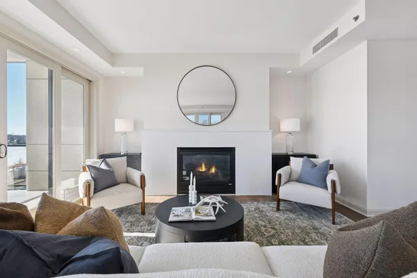 $1,100,000 | 4100 Shoreline Drive, Unit S206, Spring Park, MN 55384