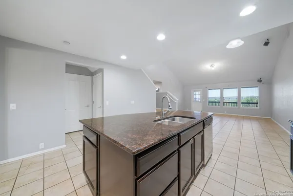 $1,875 | 11147 Palomino Bluff, San Antonio, TX 78245