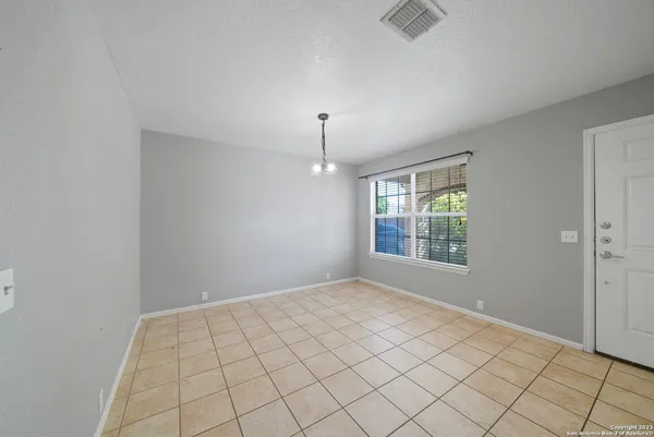 $1,875 | 11147 Palomino Bluff, San Antonio, TX 78245
