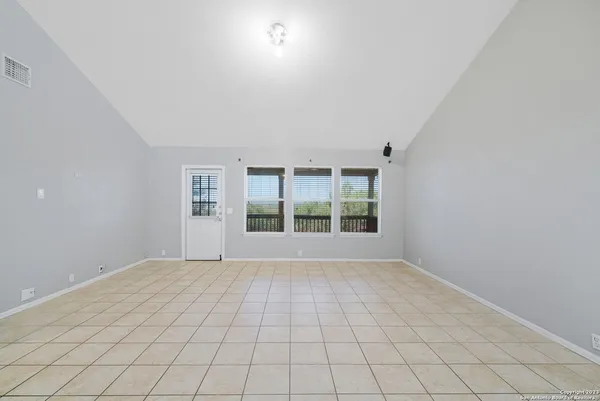 $1,875 | 11147 Palomino Bluff, San Antonio, TX 78245