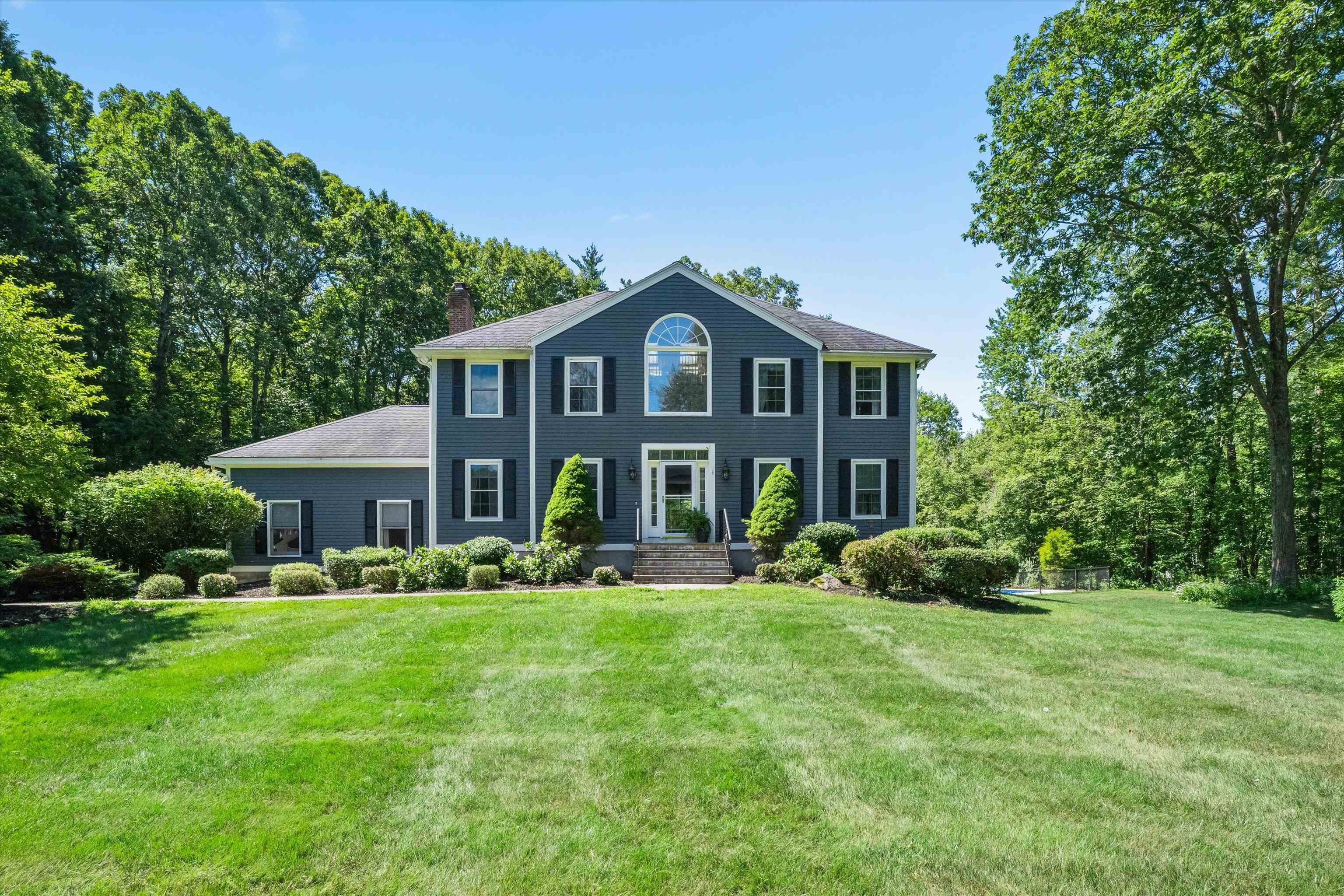 55 Page Lane Hampstead, NH 03841 - Photo 1 of 59