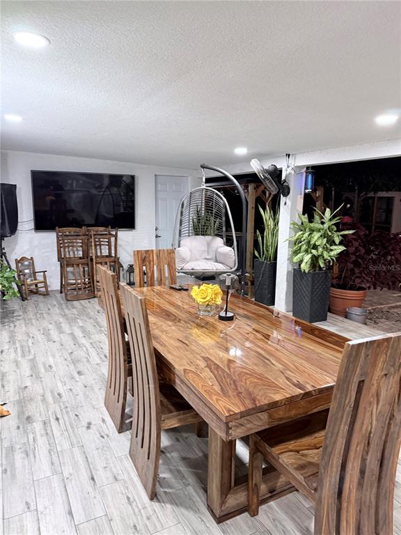 2719 West Braddock Street Tampa, FL 33607 - Photo 27 of 29 a view of a dining room with furniture