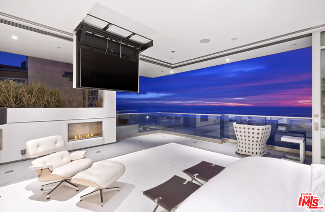 108 The Strand Manhattan Beach, CA 90266 - Photo 10 of 20