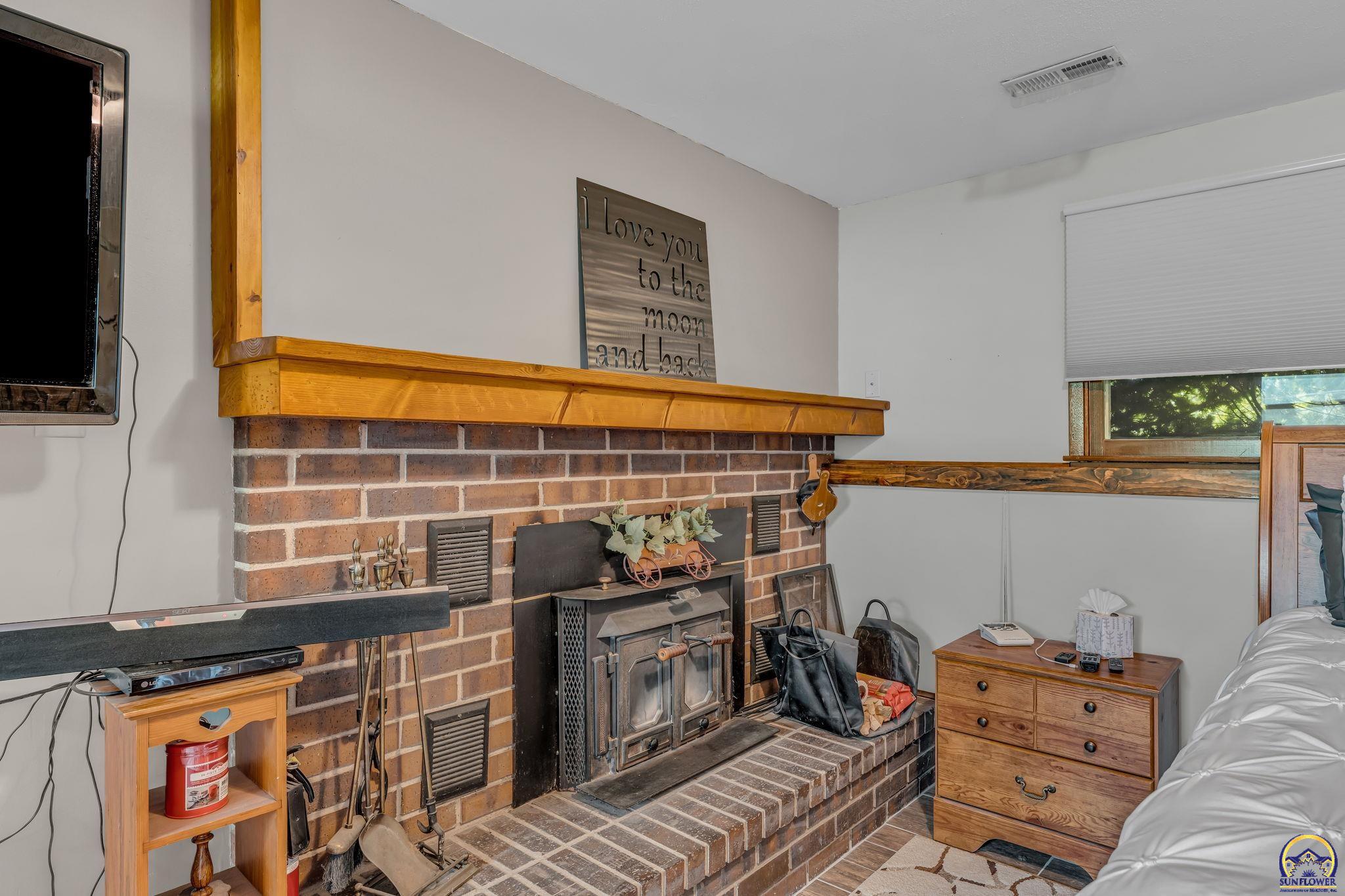 4832 Northeast Kincaid Road Topeka, KS 66617 - Photo 35 of 63