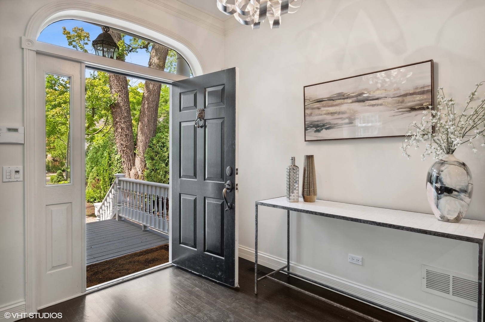 244 Mary Street Glencoe, IL 60093 - Photo 3 of 41