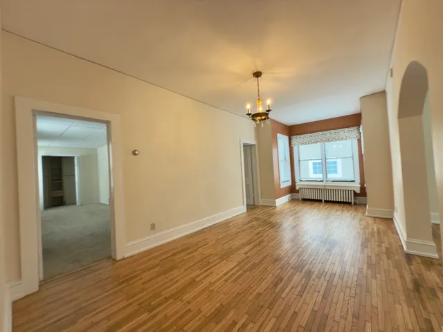 $2,400 | 717 Warner Avenue, Lemont, IL 60439