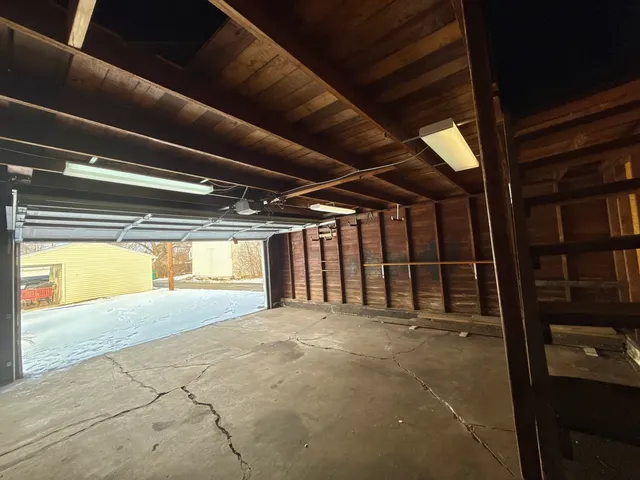 $2,400 | 717 Warner Avenue, Lemont, IL 60439