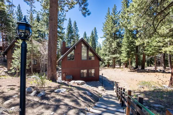 $1,300,000 | 949 Dana Court, Unit 4, Incline Village, NV 89451