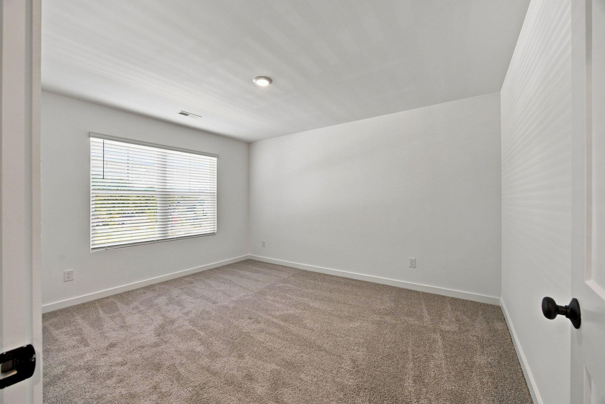 880 Gardenview Way Chattanooga, TN 37421 - Photo 23 of 29 gallery_images_rp2608103-1035