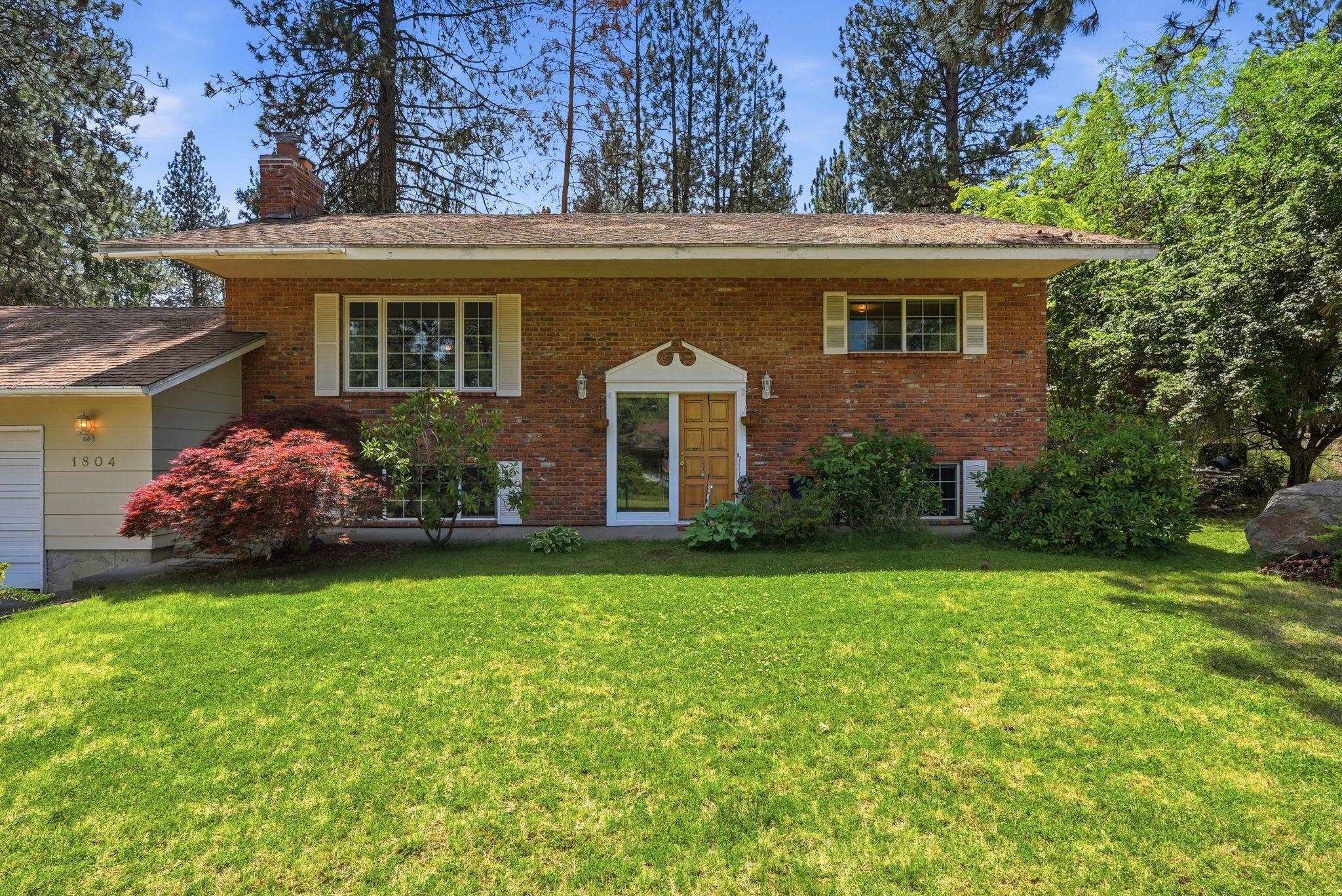 1804 South Wardson Road Spokane Valley, WA 99212 - Photo 2 of 34