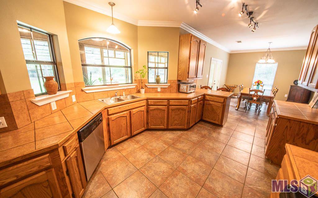 27815 Red Oak Road Livingston, LA 70754 - Photo 11 of 46 Gallery Image 11