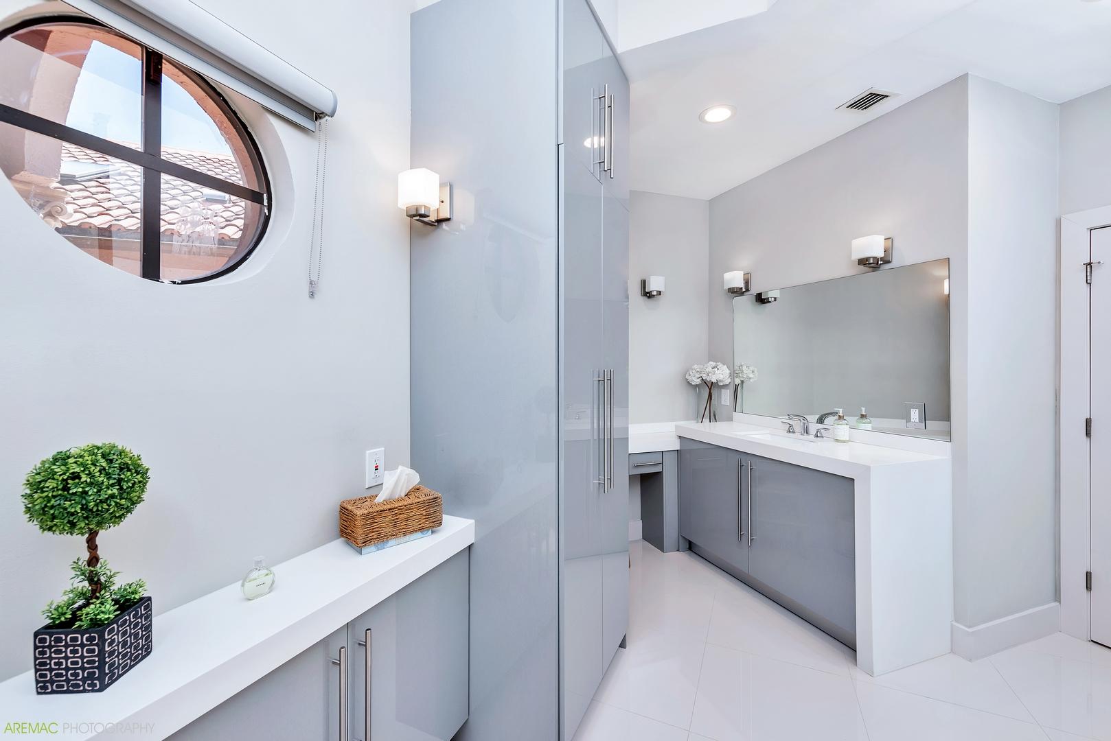 5900 Northwest 21st Avenue Boca Raton, FL 33496 - Photo 16 of 37 sleek interior bathroom