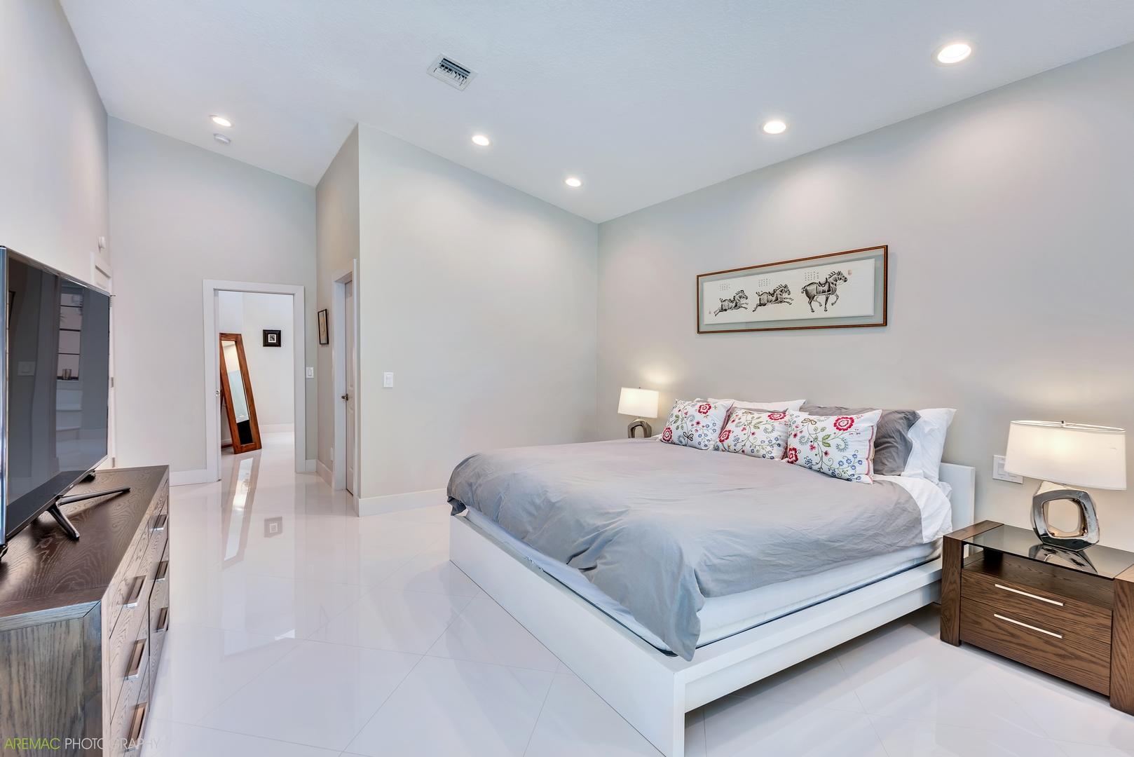 5900 Northwest 21st Avenue Boca Raton, FL 33496 - Photo 22 of 37 master bedroom