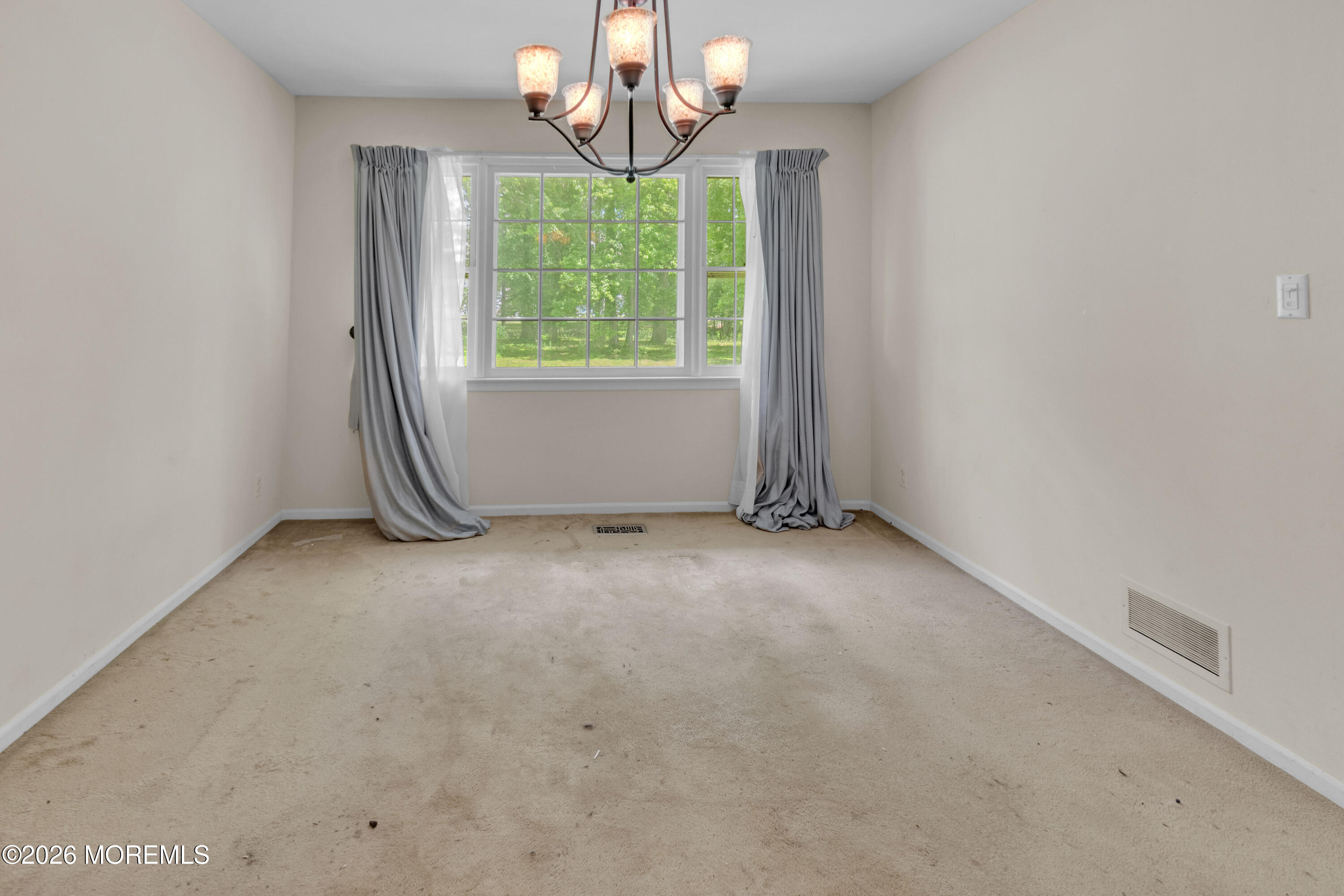18 Foley Avenue Edison, NJ 08820 - Photo 23 of 34 photos(71of151)