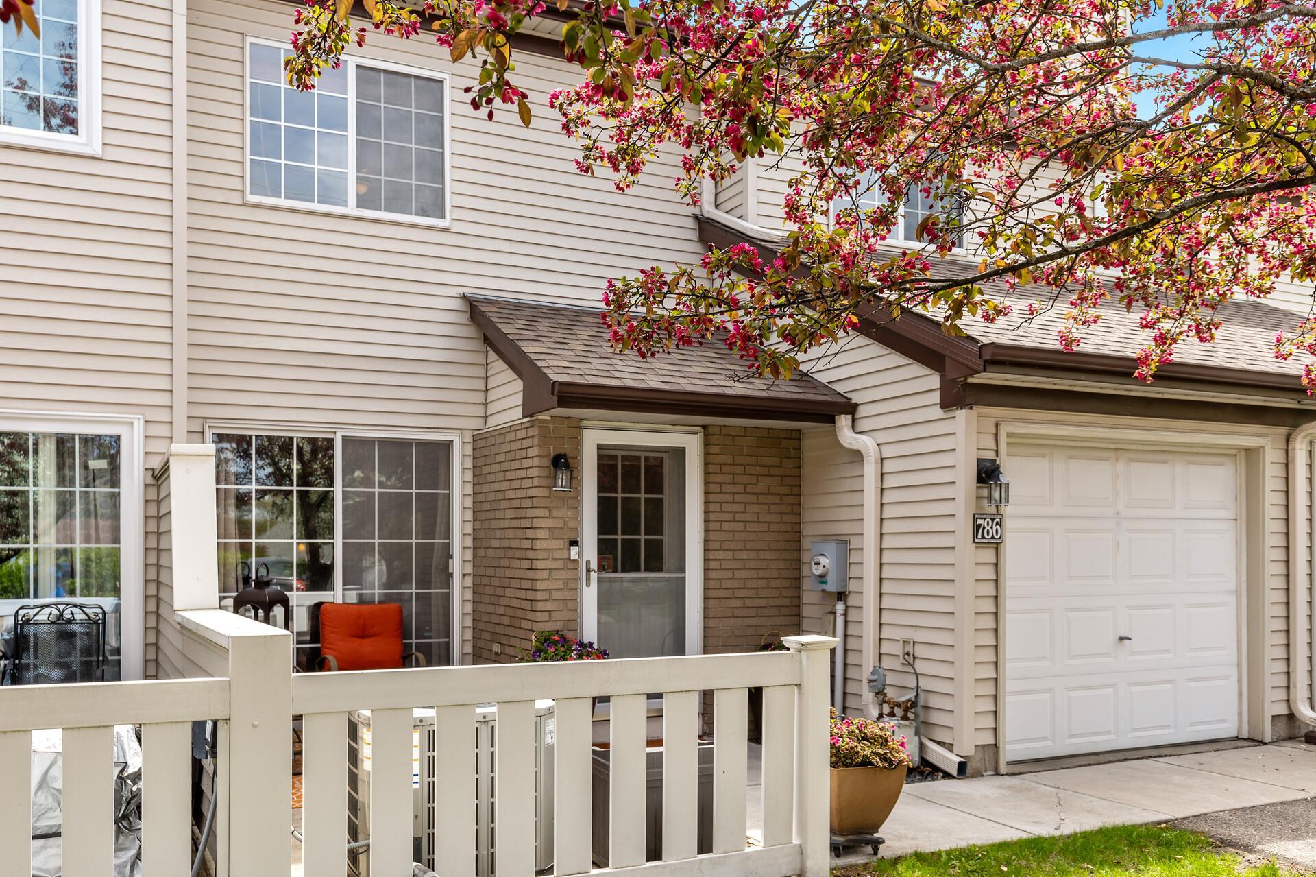 786 County Rd F West Shoreview, MN 55126 - Photo 1 of 1 Gallery Image 1