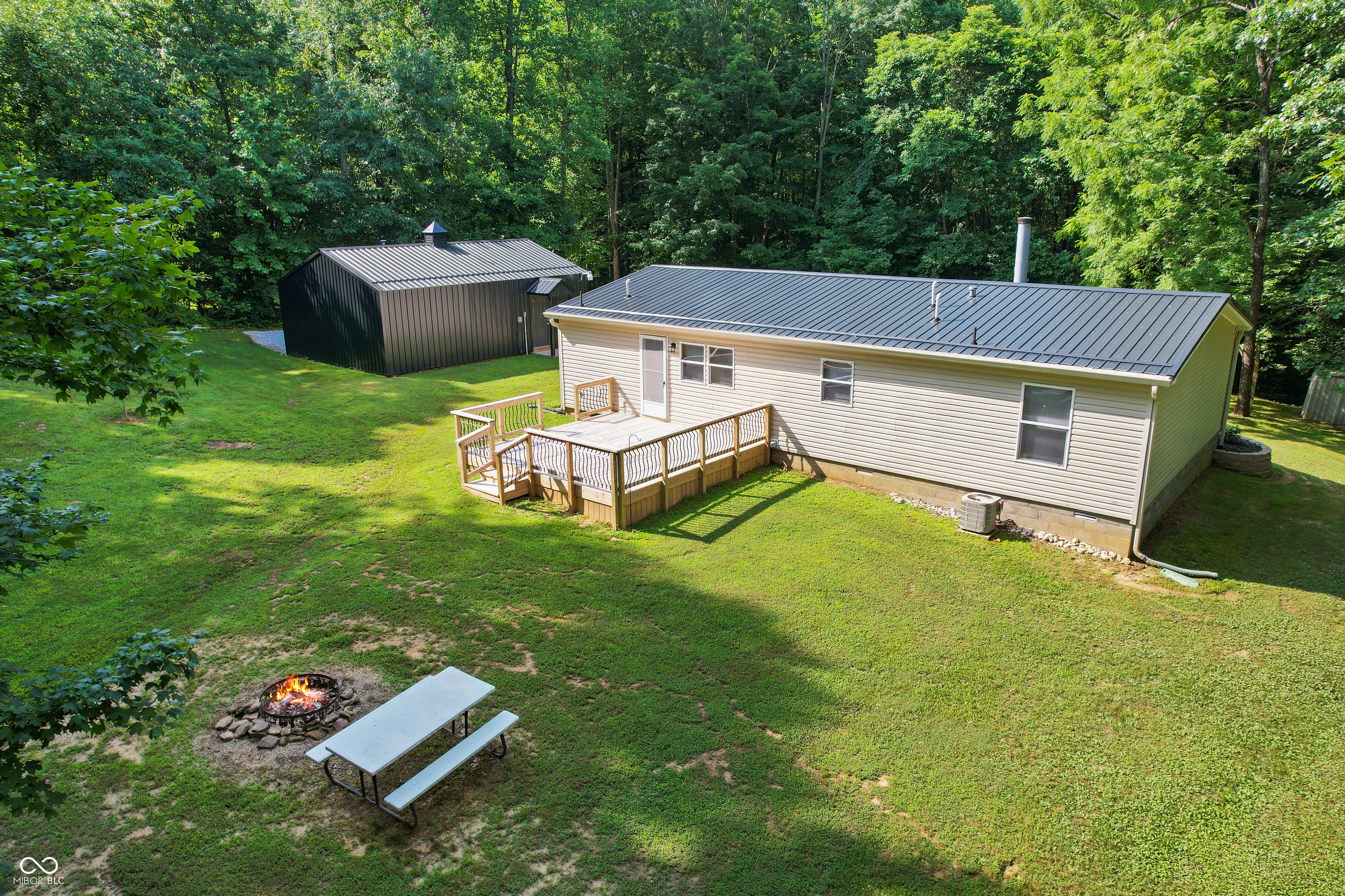 5542 East Washboard Road Bloomfield, IN 47424 - Photo 32 of 41