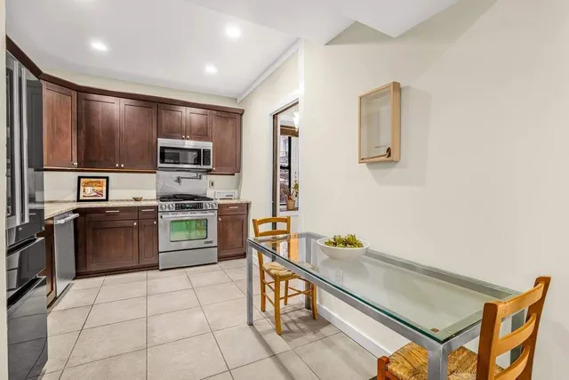 $550,000 | 611 West 111th Street, Unit G2 | Morningside Heights
