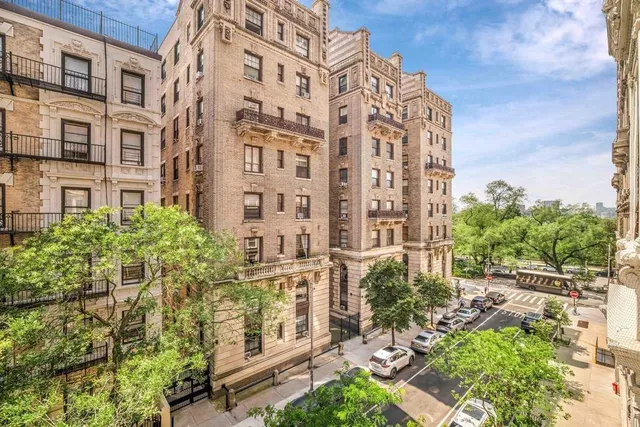 $550,000 | 611 West 111th Street, Unit G2 | Morningside Heights