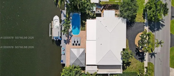 $1,249,999 | 200 Southeast 3rd Street, Pompano Beach, FL 33060