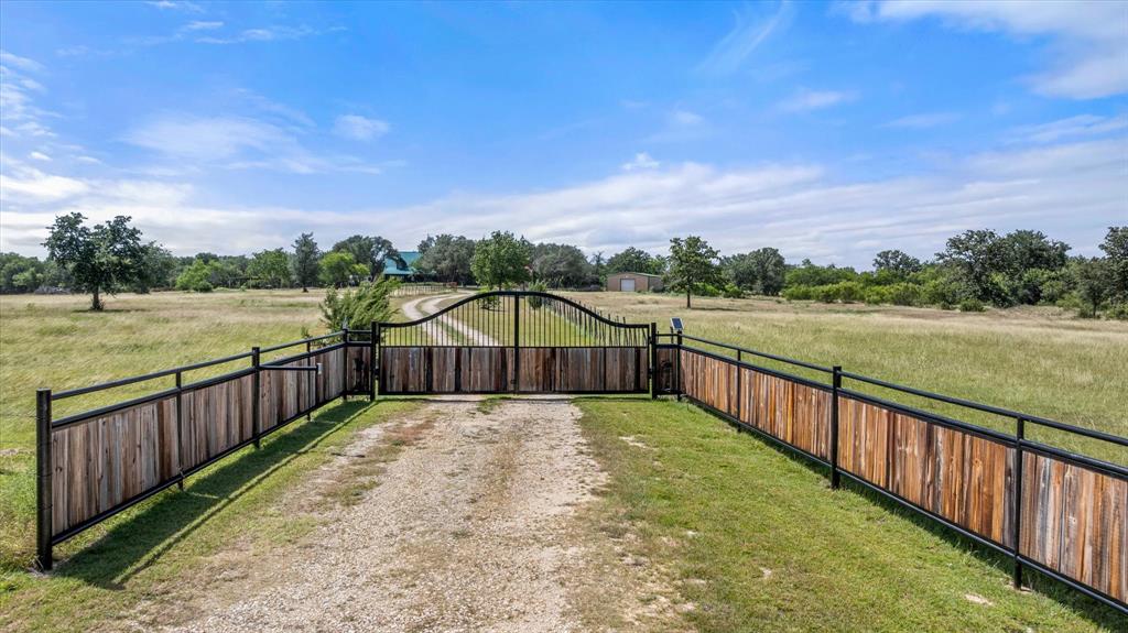1170 Diamond Oaks Road Stephenville, TX 76401 - Photo 23 of 39