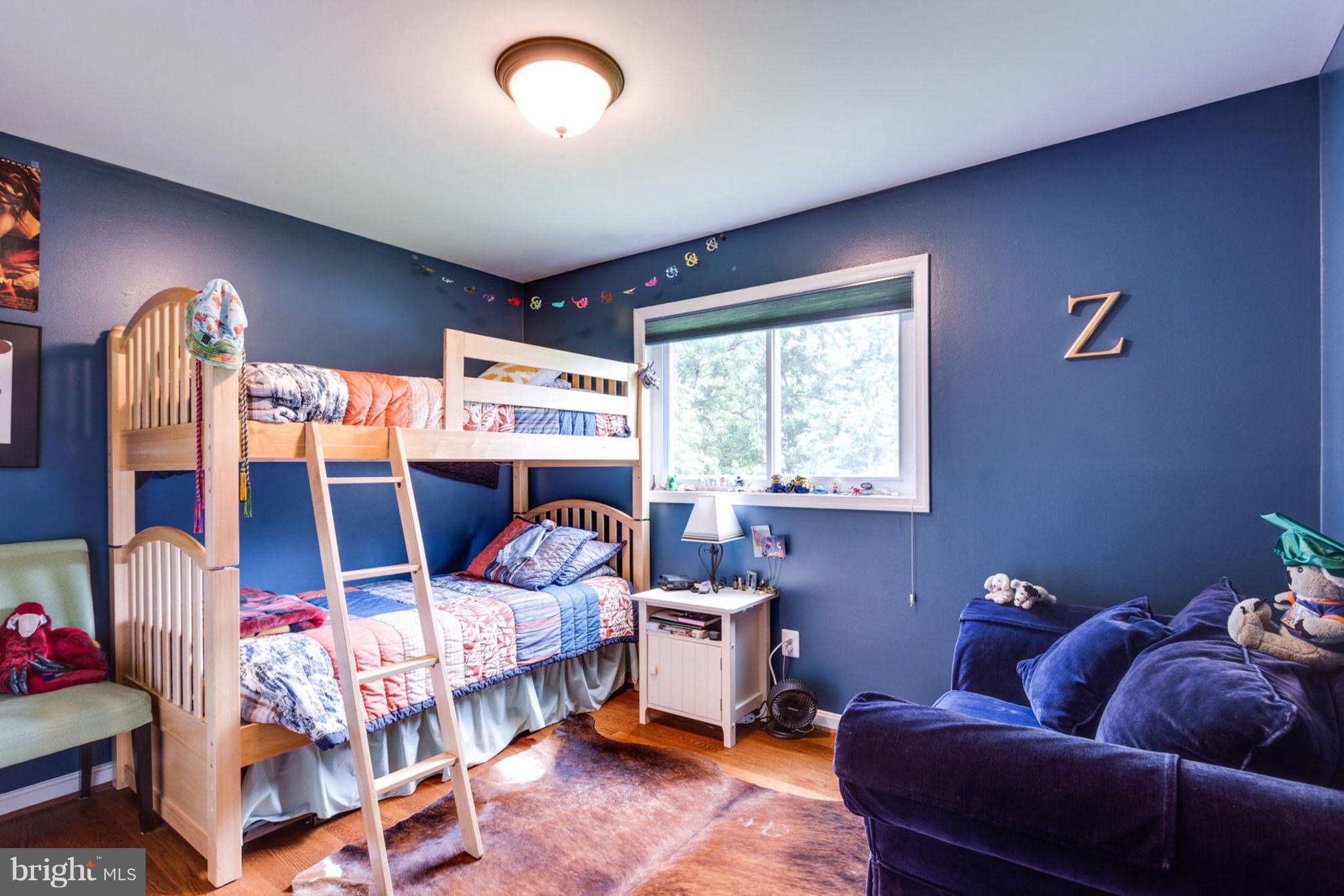 7102 Thrasher Road McLean, VA 22101 - Photo 17 of 23 Bedroom