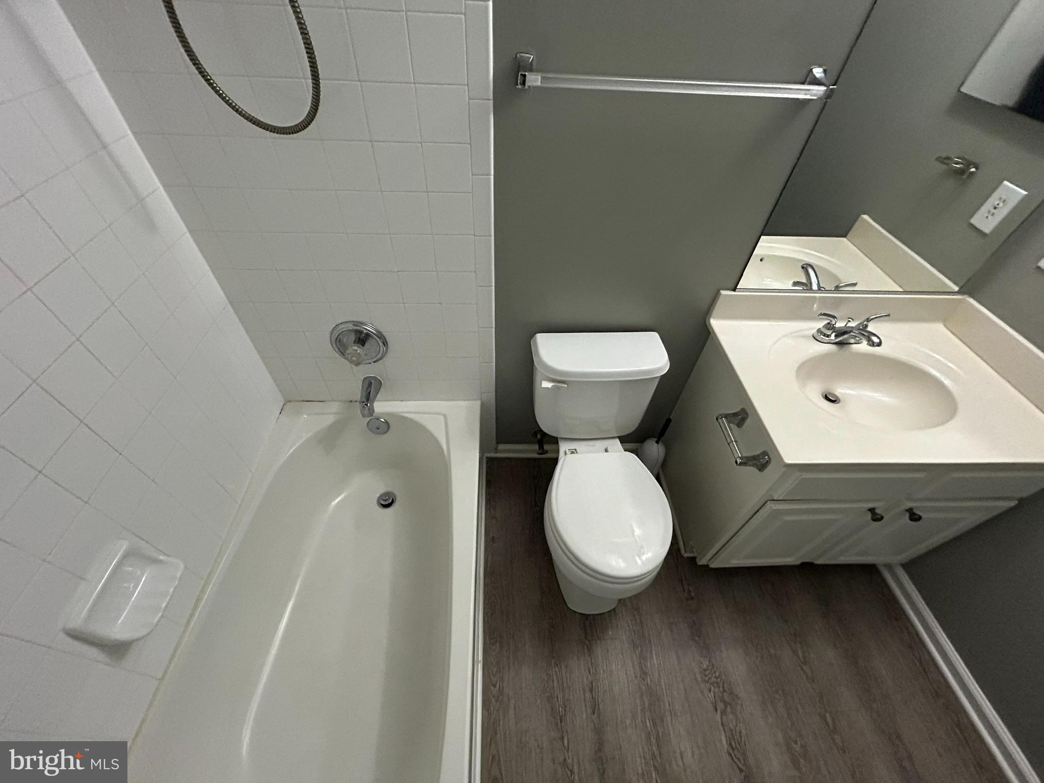 7624 Gladstone Road Windsor Mill, MD 21244 - Photo 25 of 40 Hall Bath