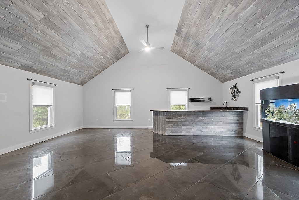124 Catamount Road Tewksbury, MA 01876 - Photo 12 of 42 Gallery Image 12