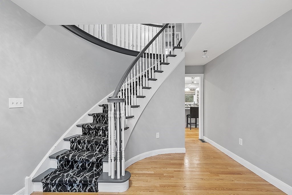 124 Catamount Road Tewksbury, MA 01876 - Photo 14 of 42 Gallery Image 14