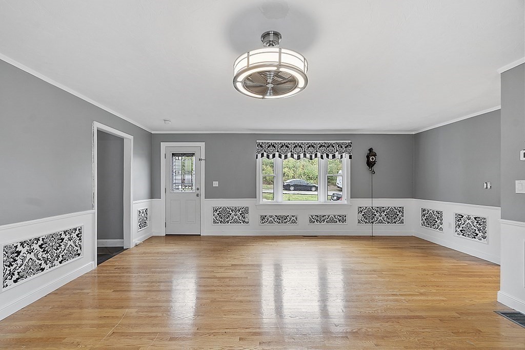 124 Catamount Road Tewksbury, MA 01876 - Photo 19 of 42 Gallery Image 19