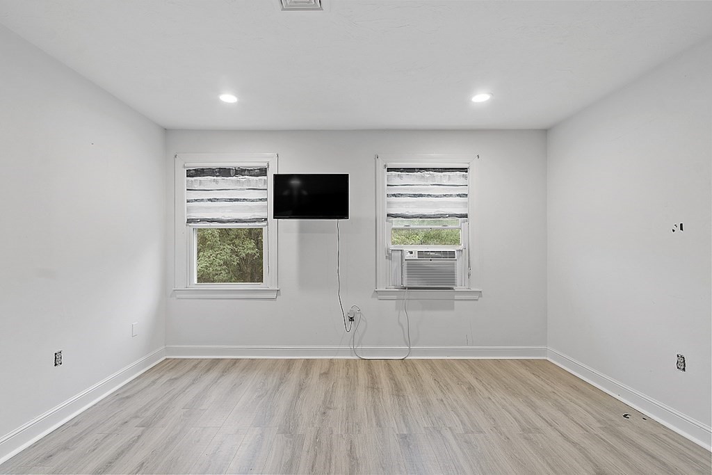 124 Catamount Road Tewksbury, MA 01876 - Photo 26 of 42 Gallery Image 26