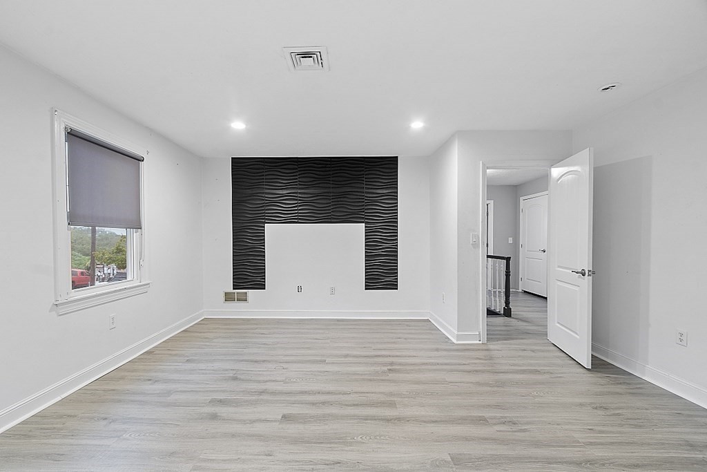 124 Catamount Road Tewksbury, MA 01876 - Photo 27 of 42 Gallery Image 27