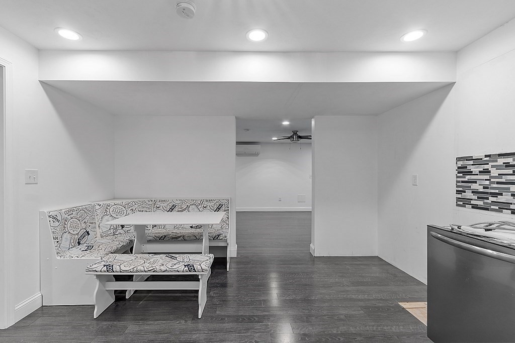 124 Catamount Road Tewksbury, MA 01876 - Photo 30 of 42 Gallery Image 30