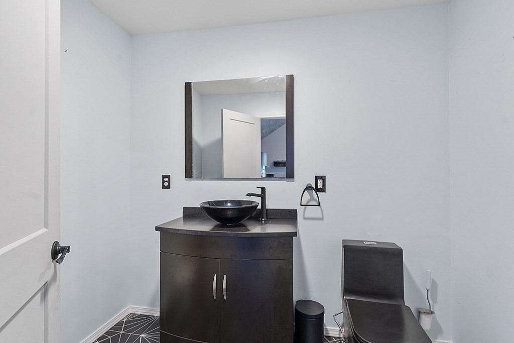 124 Catamount Road Tewksbury, MA 01876 - Photo 39 of 42 Gallery Image 39
