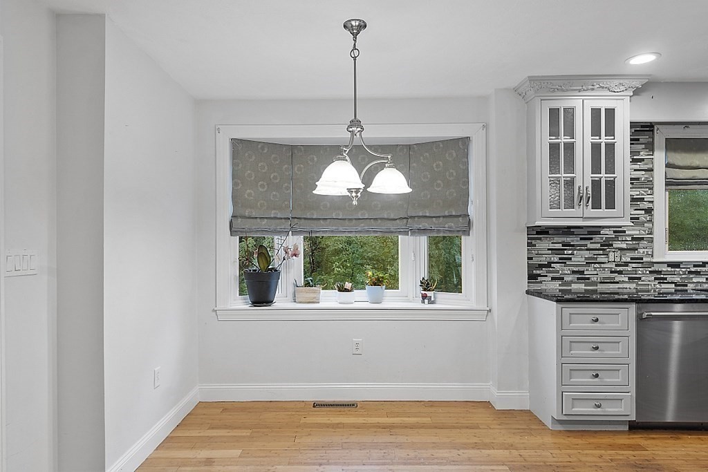 124 Catamount Road Tewksbury, MA 01876 - Photo 9 of 42 Gallery Image 9