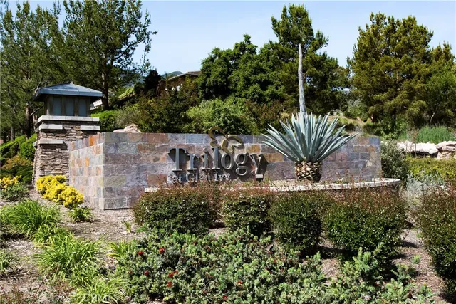 $559,900 | 24295 Big Bear Lane, Corona, CA 92883