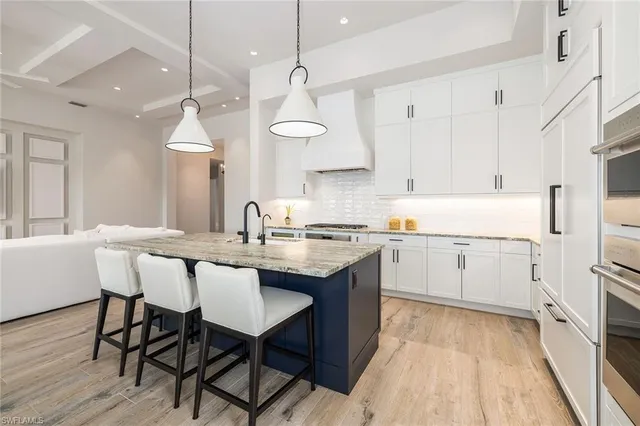 $3,295,000 | 16775 Cabreo Drive, Naples, FL 34110