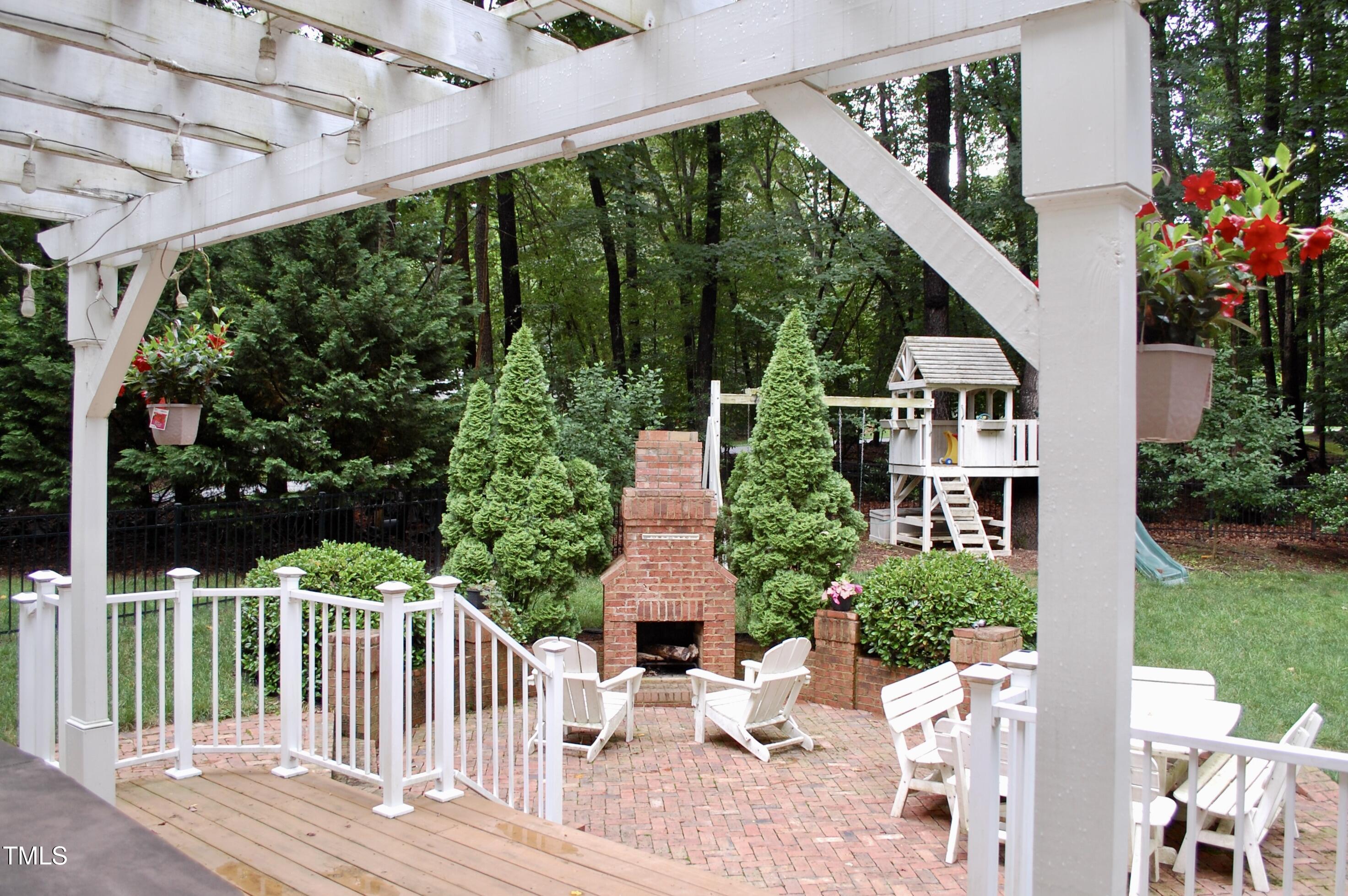 2216 Countrywood Road North Raleigh, NC 27615 - Photo 2 of 22 a front view of a house with a yard