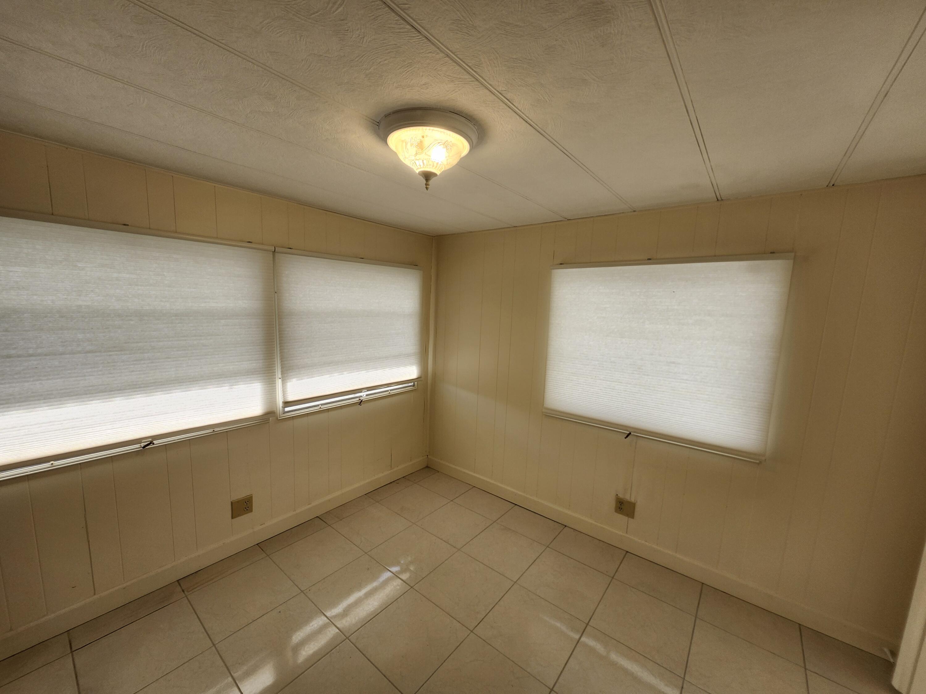 2011 Southwest 84th Avenue Davie, FL 33324 - Photo 15 of 28 1000030811