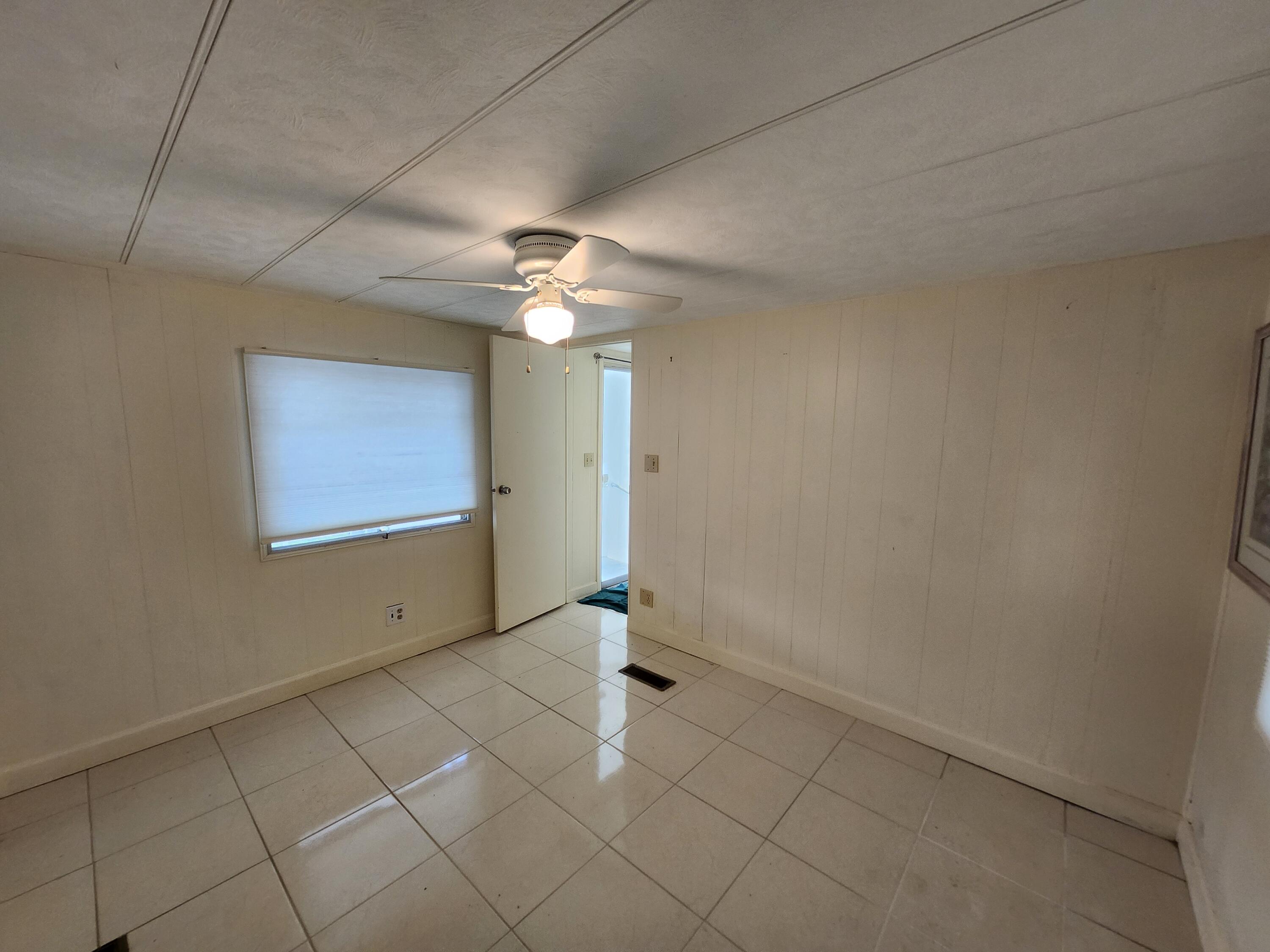 2011 Southwest 84th Avenue Davie, FL 33324 - Photo 20 of 28 1000030816