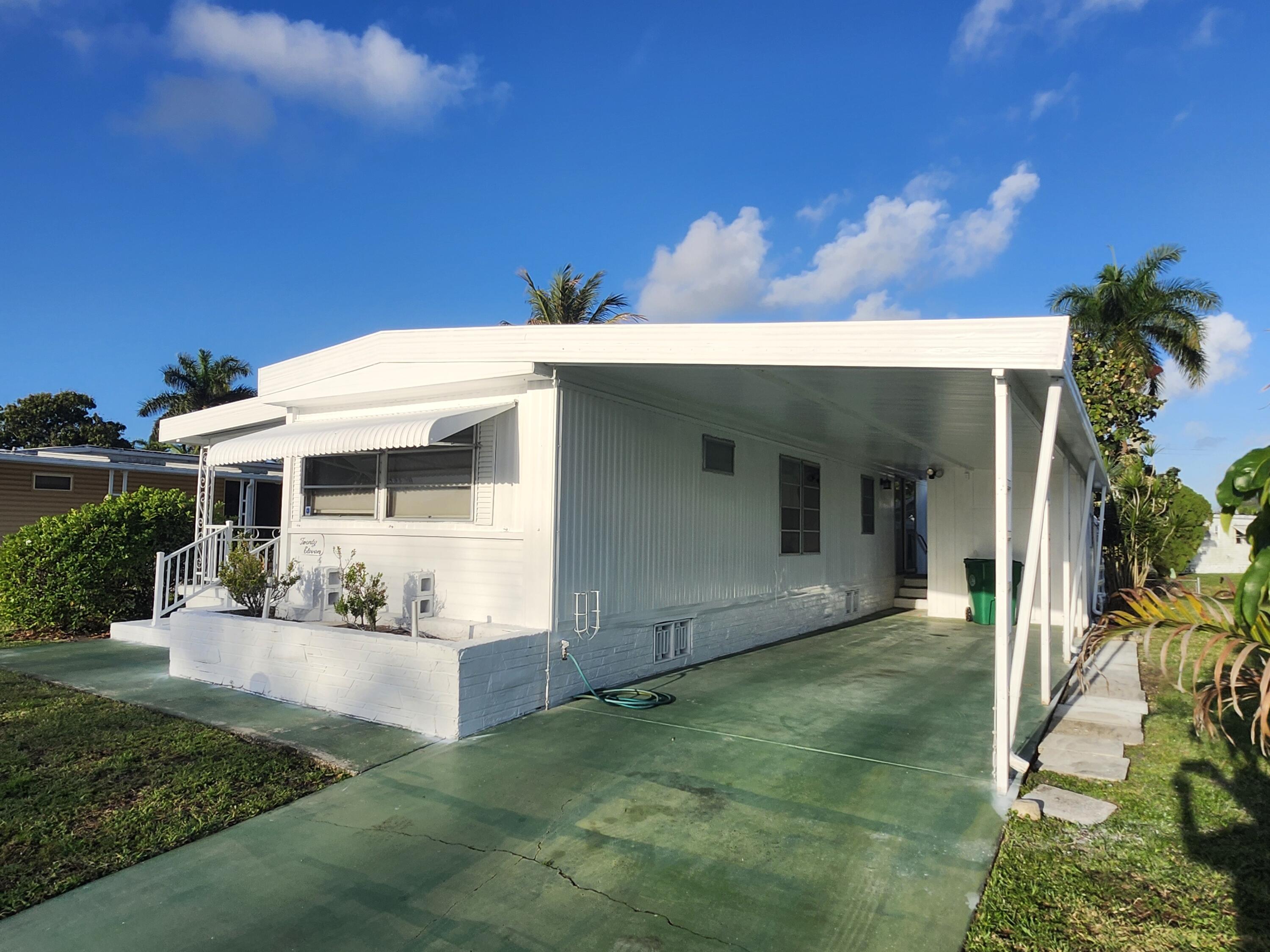 2011 Southwest 84th Avenue Davie, FL 33324 - Photo 2 of 28 1000030798