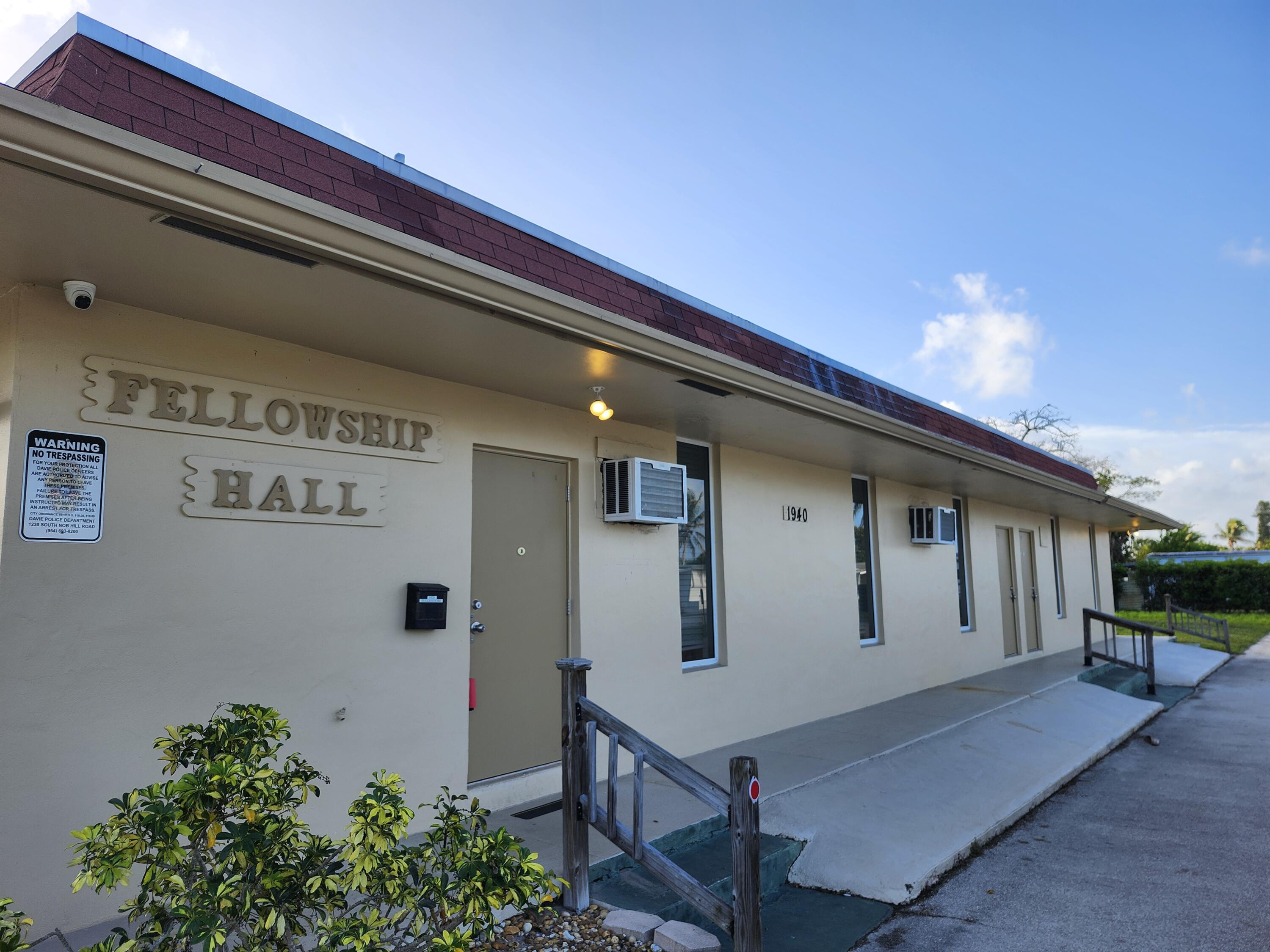 2011 Southwest 84th Avenue Davie, FL 33324 - Photo 23 of 28 1000030819