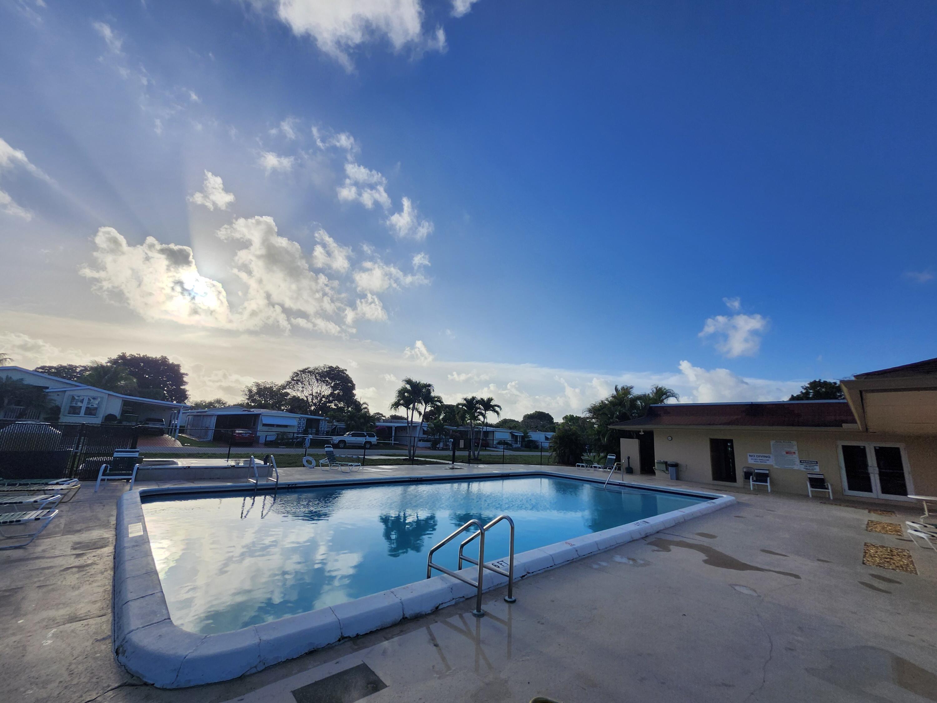 2011 Southwest 84th Avenue Davie, FL 33324 - Photo 24 of 28 1000030820