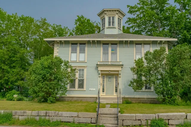 $599,000 | 274 Front Street, Richmond, ME 04357