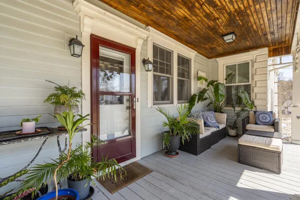 $599,000 | 274 Front Street, Richmond, ME 04357