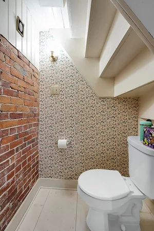 $599,000 | 274 Front Street, Richmond, ME 04357