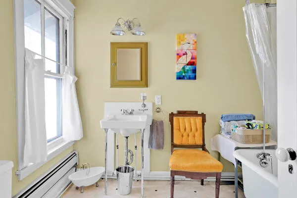 $599,000 | 274 Front Street, Richmond, ME 04357