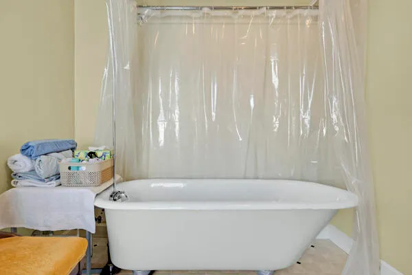 $599,000 | 274 Front Street, Richmond, ME 04357