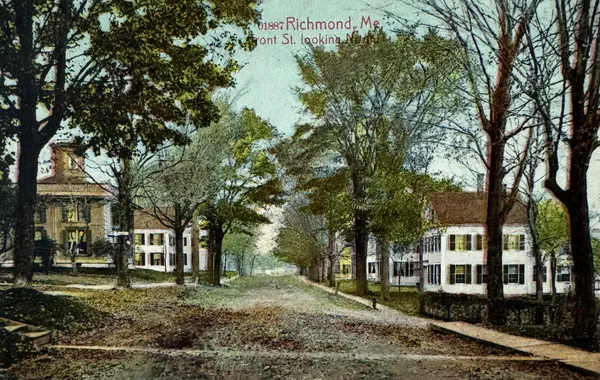 $599,000 | 274 Front Street, Richmond, ME 04357