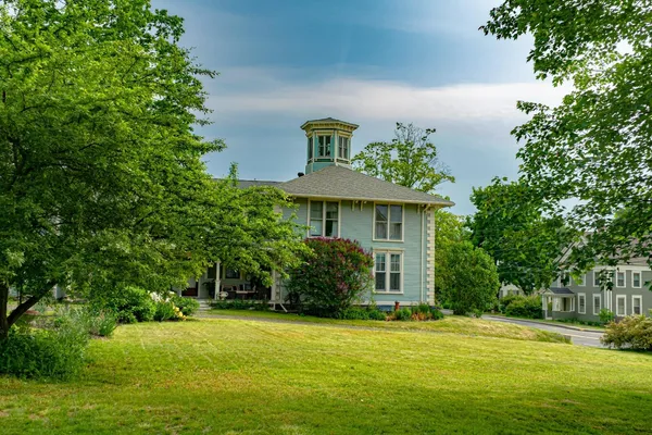 $599,000 | 274 Front Street, Richmond, ME 04357