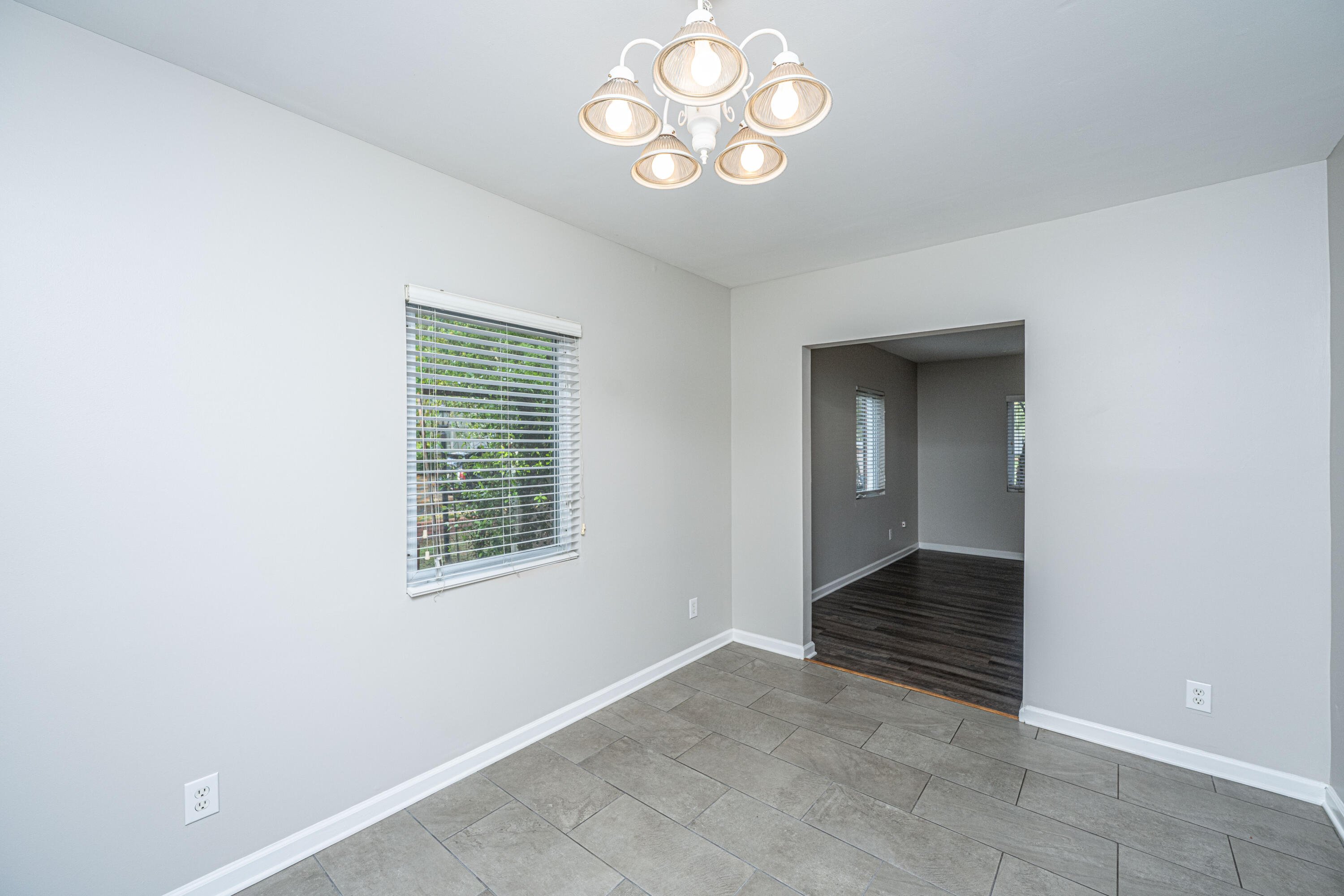 21 Hester Street, Unit 12 Charleston, SC 29403 - Photo 17 of 41 21HesterStUnit12_018